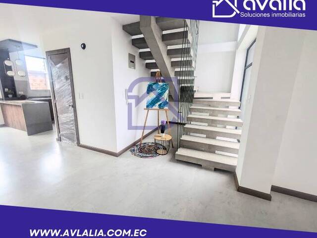 #AVLC400 - Casa para Venta en Guano - H - 3