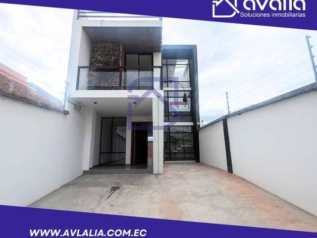 #AVLC400 - Casa para Venta en Guano - H - 1